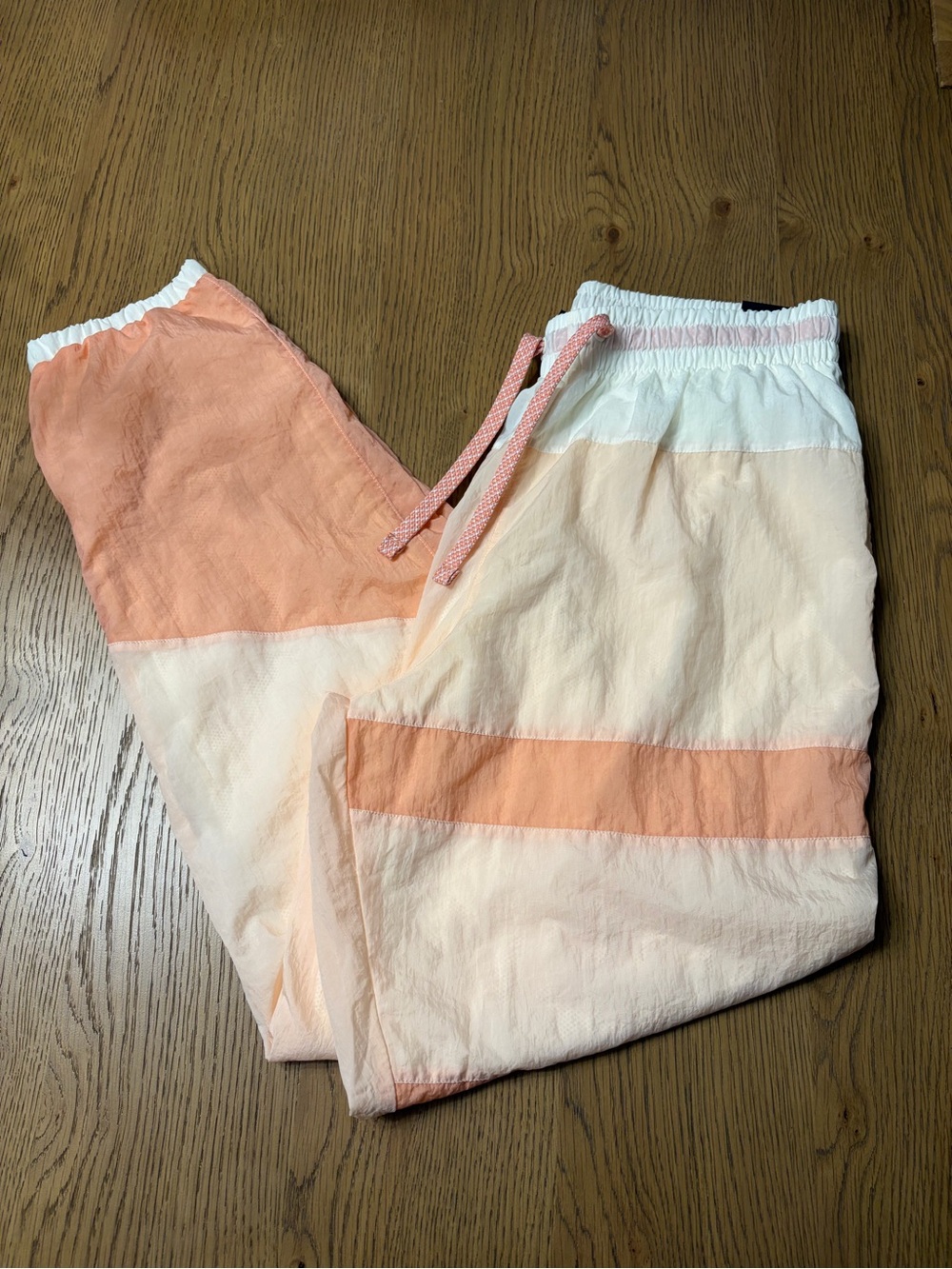 NWT Nike Windbreaker Track Pants Peach